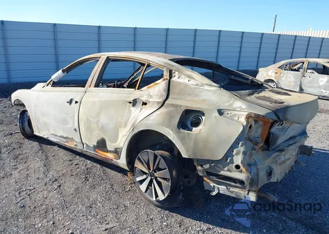 2021 Nissan Altima Sv Fwd z USA, uszkodzony, nr VIN 1N4BL4DV9MN355194